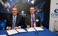 Bourget 2017 : Jean-Marc ASTORG, Directeur des Lanceurs (CNES) et André PUJIN, Président d’APCO Technologies